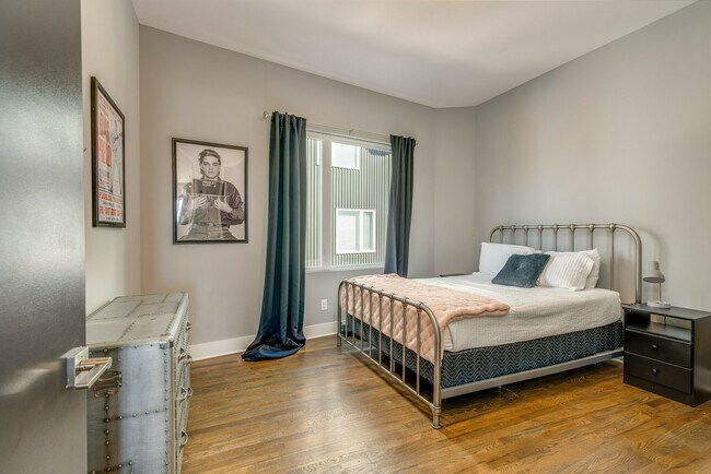 Building Photo - 2910 Felicia St