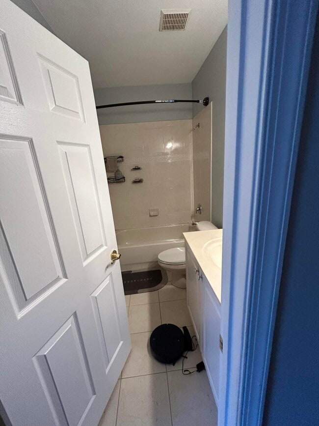 Building Photo - 2673 SW 85th Ave