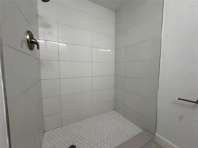 Building Photo - 4108 W Fielder St