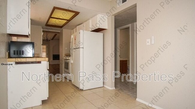Building Photo - 3121 Wayside St