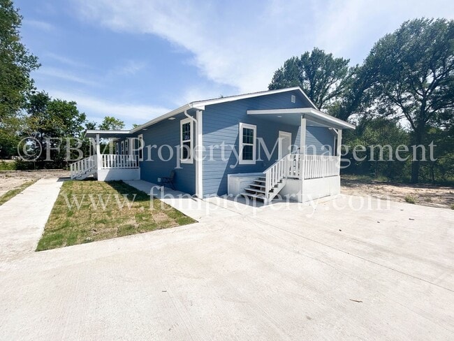 Building Photo - 101 Chaperial Rd