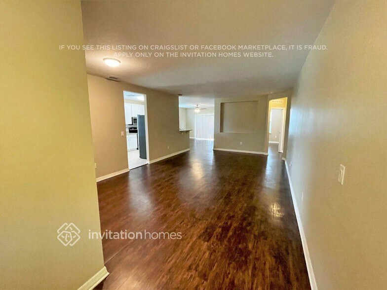 Building Photo - 13345 Blake Dr