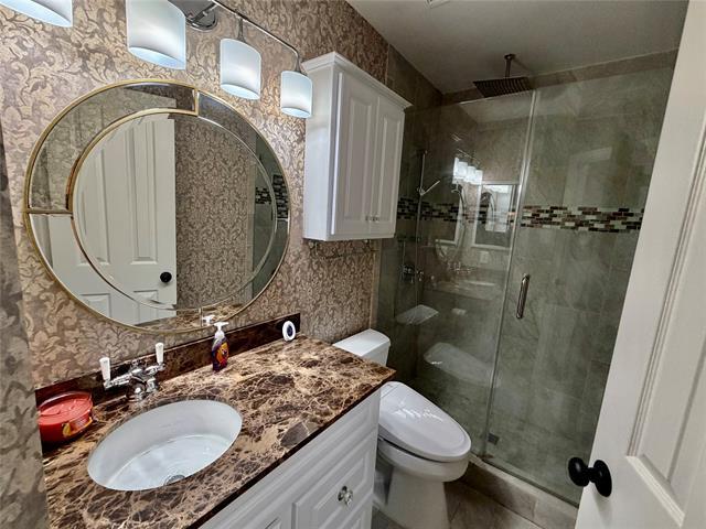 Building Photo - 708 Nettleton Dr