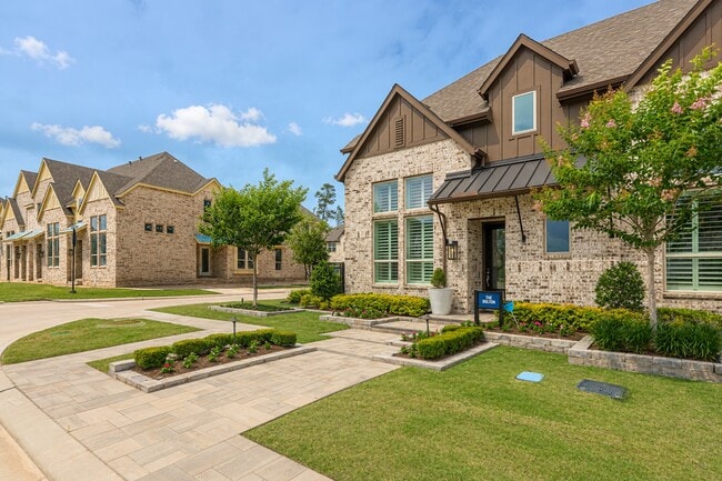 Building Photo - 599 Cypress Vly Ave
