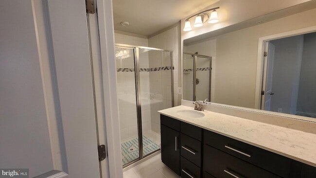 Building Photo - 10145 Dorsey Ln
