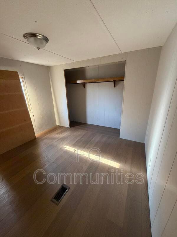 Building Photo - 1815 Conley Rd