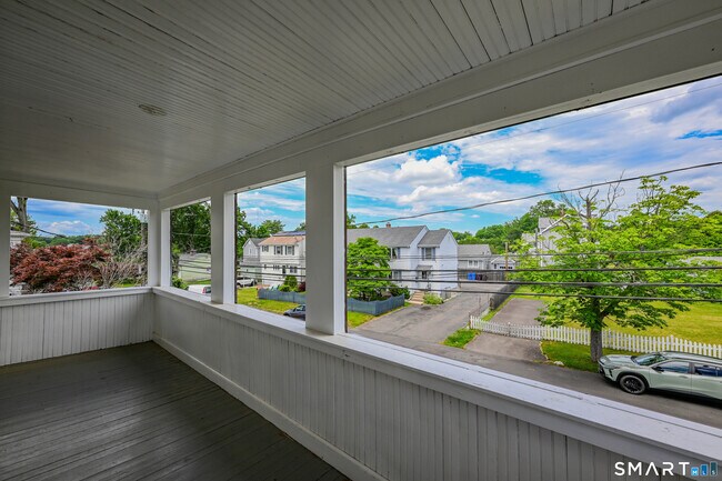 Building Photo - 54 Overlook Ave