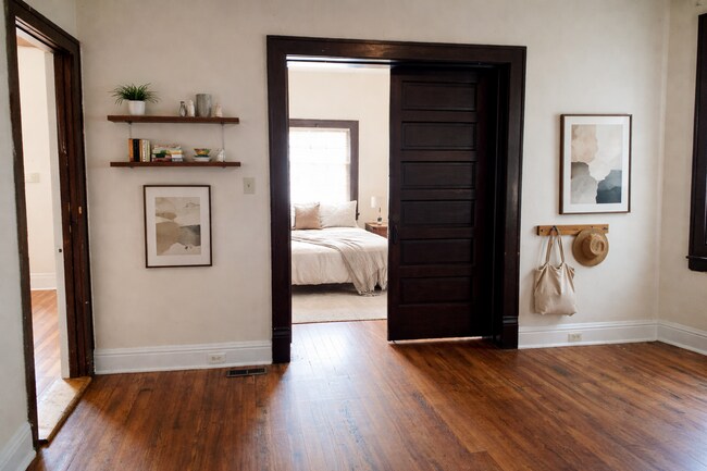 Building Photo - 339 Park Ave