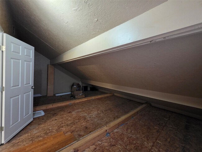 Building Photo - 507 Leicester Ln