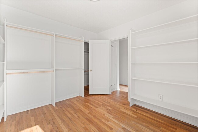 Building Photo - 136 Velarde Rd NW