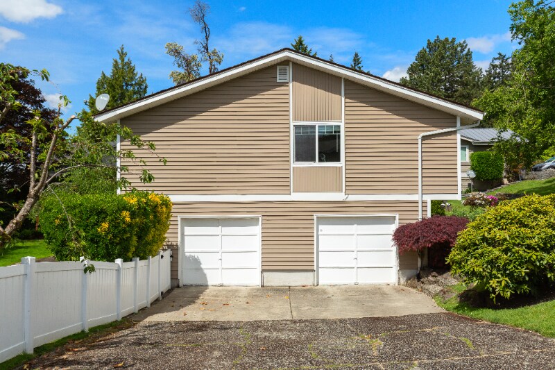 Building Photo - 11441 81st Ave NE