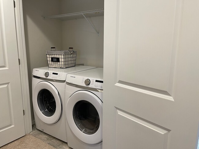 Laundry - 7797 NW Spirea St