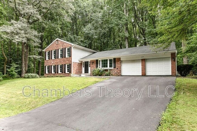 Building Photo - 12231 Westwood Hills Dr