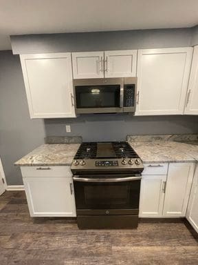 Building Photo - Beautifully updated 3 bed 1 bath home with garage and off-street parking in Penn Hills!