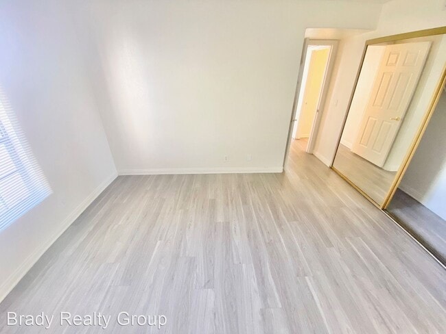 Building Photo - 2 br, 2 bath House - 2978 Juniper Hills #201