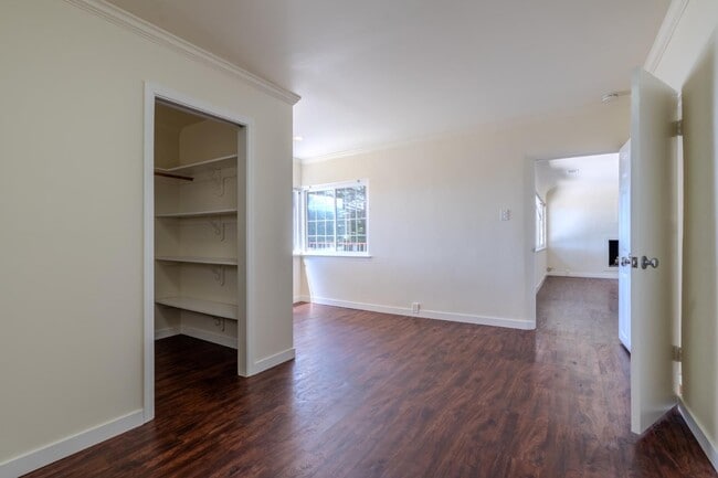 Building Photo - 401 Griffin Ave