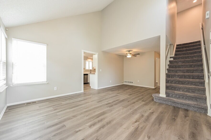 Building Photo - 9711 Iris St