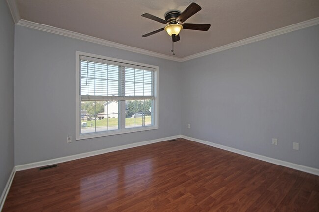 Building Photo - 1340 Stonechris Dr