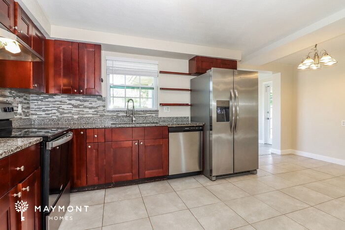 Building Photo - 2250 Norman Dr