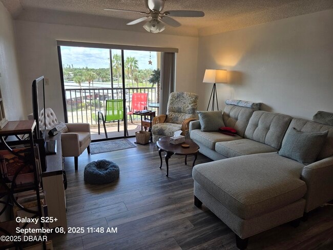 Building Photo - 500 Palm Springs Blvd