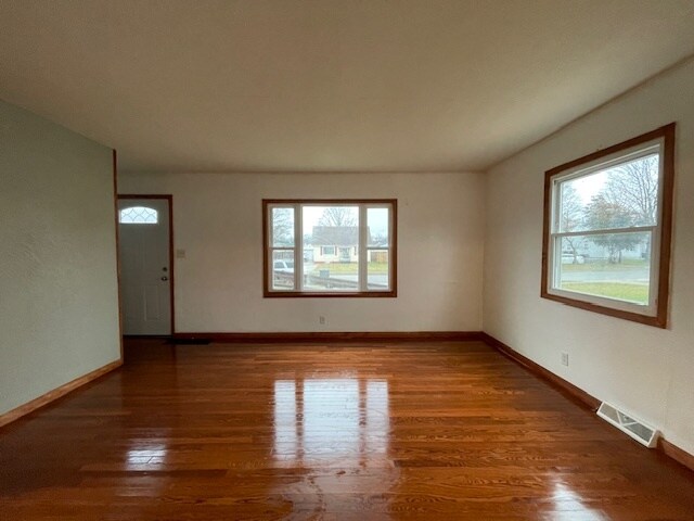Building Photo - 216 N Walton Ave