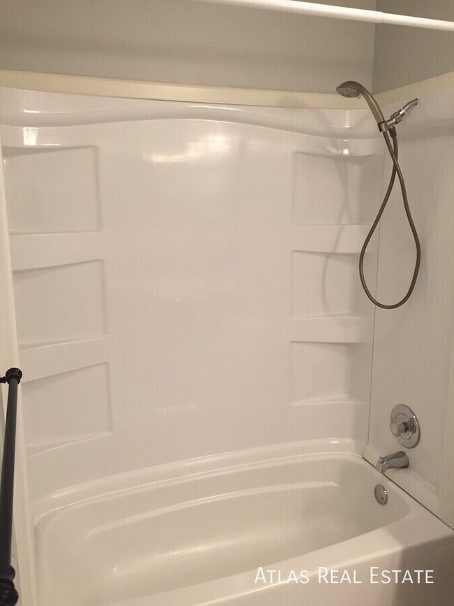 Building Photo - 862 S Uravan Ct