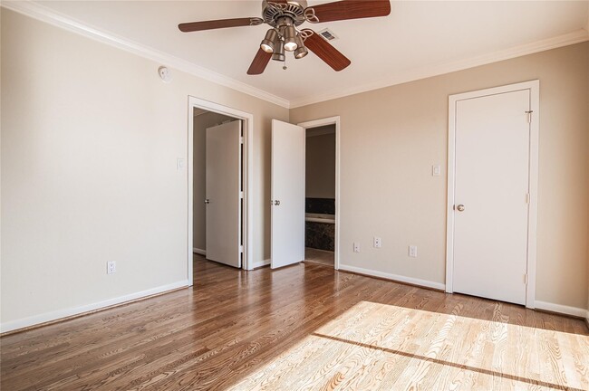 Building Photo - 4749 E NASA Pkwy