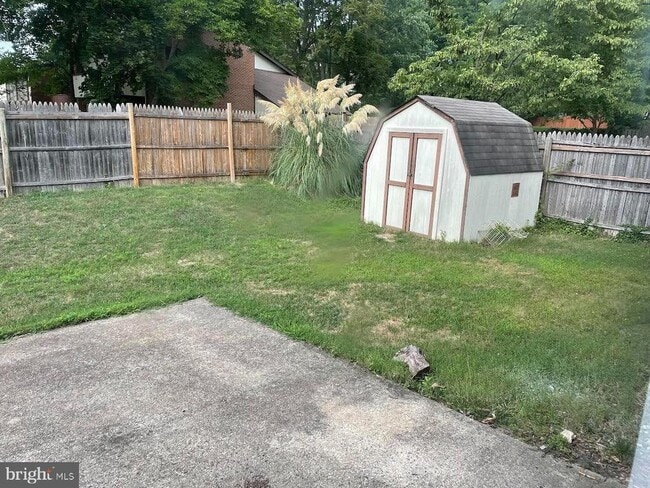 Building Photo - 9129 Tulip Grove Rd