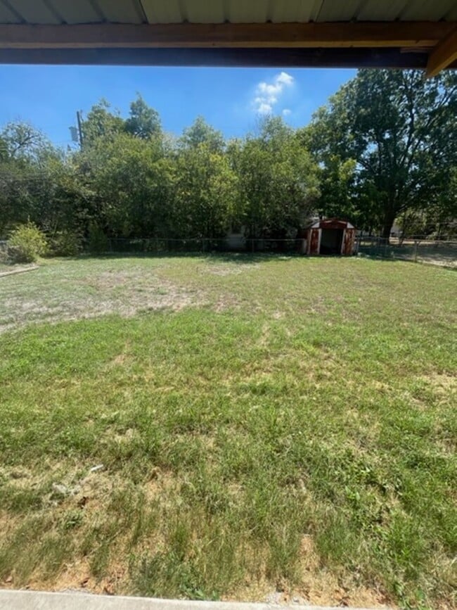 Building Photo - 3716 Parkwood St
