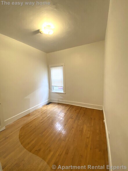 Building Photo - 150 Fifth St Unit #1