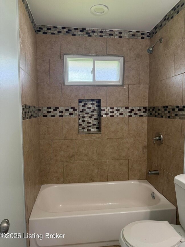 Building Photo - 5111 Lammers Ln