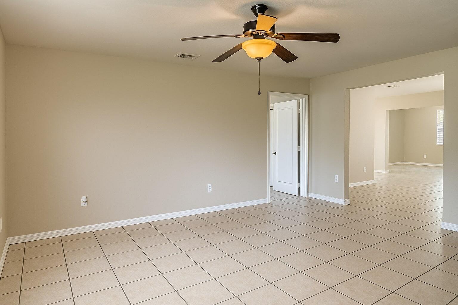 Living Room - 114 28th St N