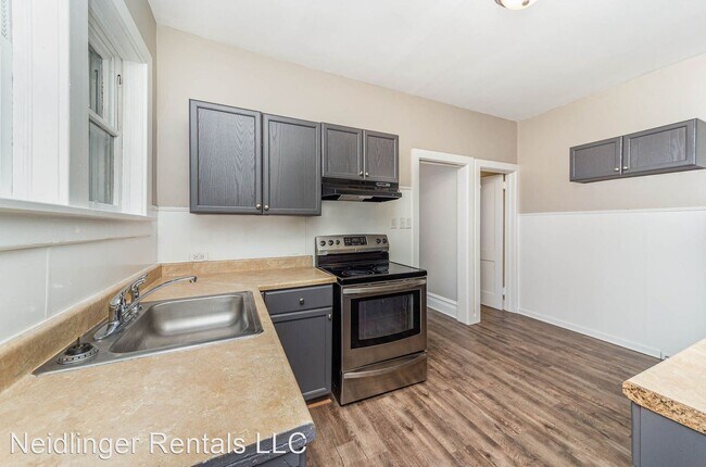 Building Photo - 4 br, 2 bath House - 2428 N 5th St