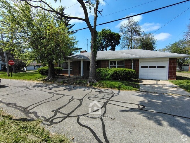 Building Photo - 2634 Brown St