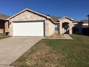 Building Photo - Great 3 bedroom in Meadowbrook area! Ask a...