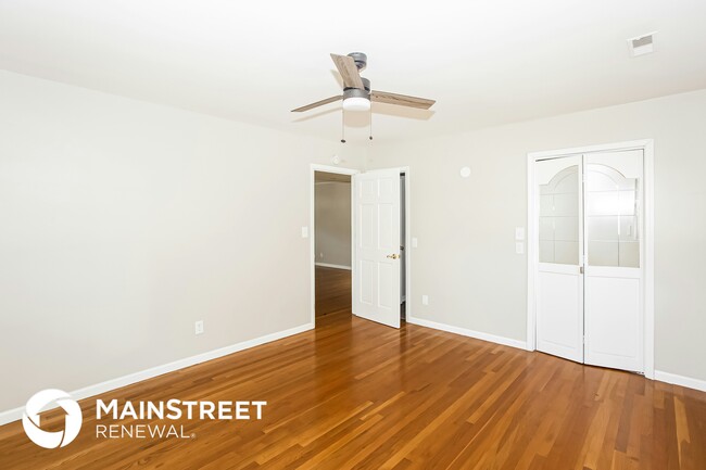 Building Photo - 9820 Pollie Little Ln