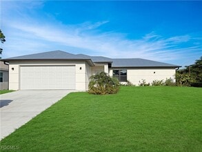 Building Photo - 8157 Albatross Rd