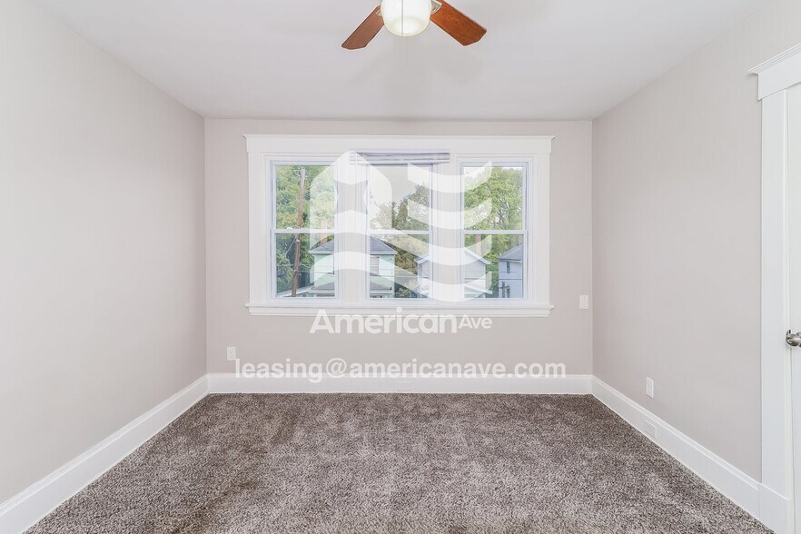 Building Photo - 11 Glenwood Ave