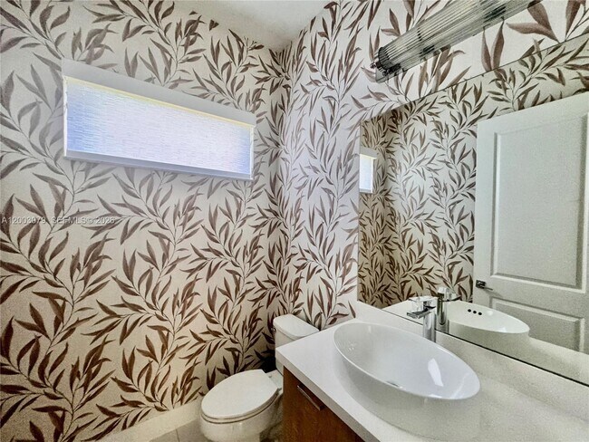 Building Photo - 8108 NW 48th Terrace