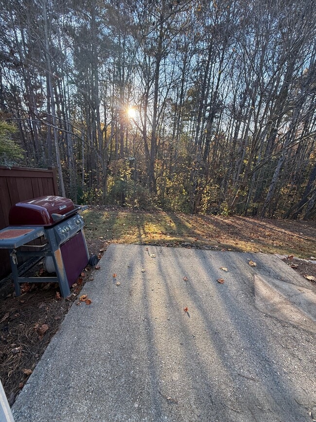 Building Photo - 13 Regency Rd