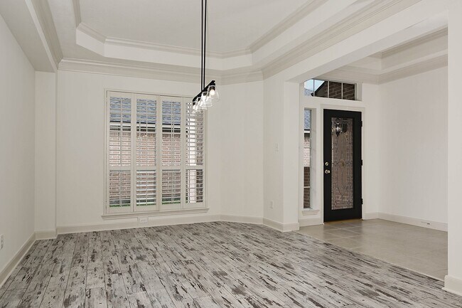 Building Photo - 15 Rockledge Dr