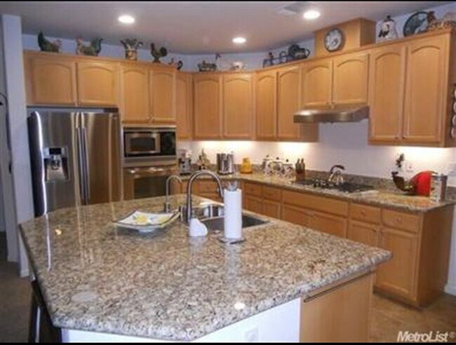 Building Photo - 1500 Winterbrook St