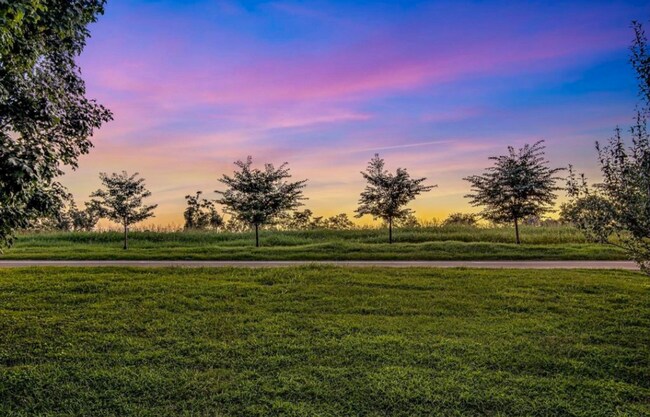 Building Photo - Luxury Living in the heart of East Nashvil...