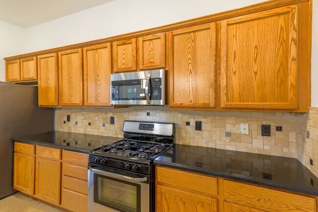 Building Photo - Anthem Country Club Beauty w/ Casita