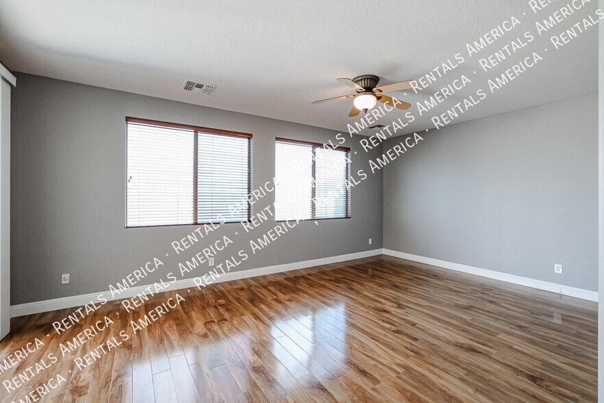 Building Photo - 2437 W Red Range Way