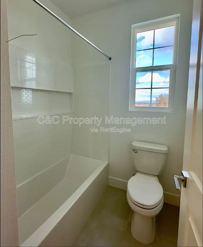 Building Photo - 2782 Old Larks Ln