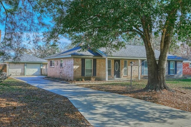 Building Photo - 29030 Deadwood Ln