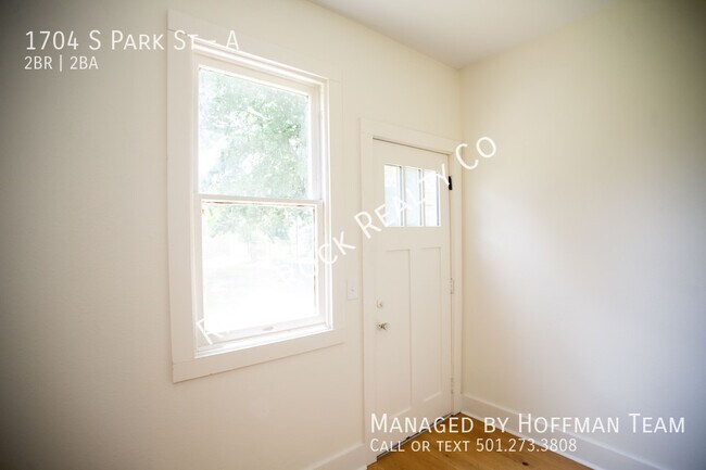 Building Photo - 1704 S Park St