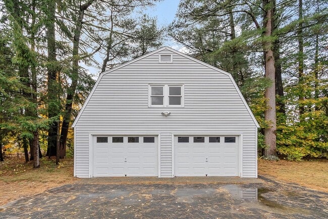 Building Photo - 4 Haskell Rd