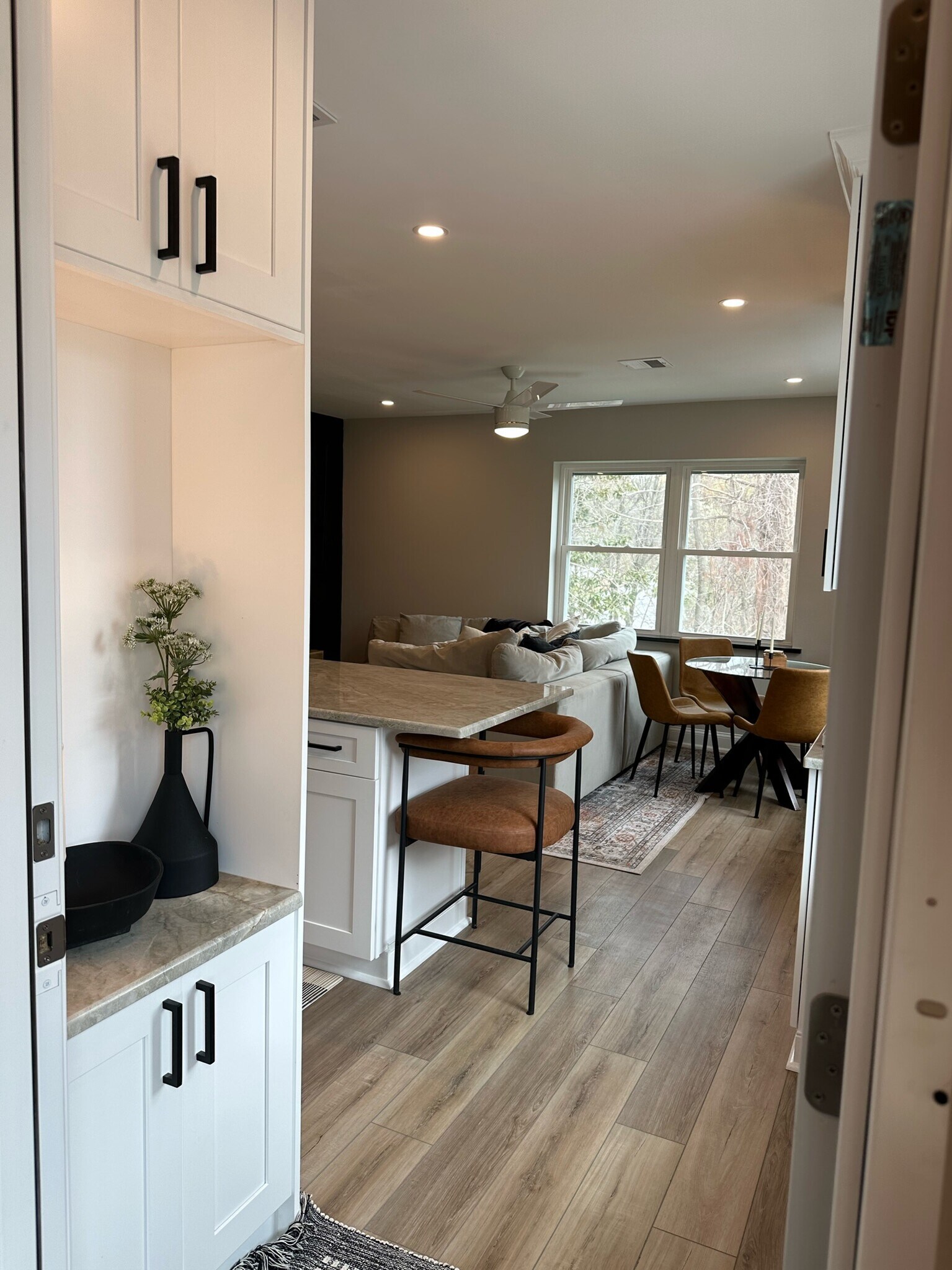 Building Photo - 15 Morton Ave